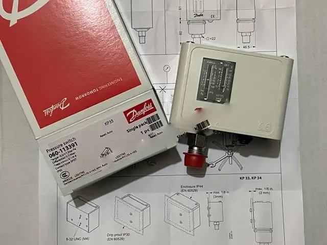 Tombol Tekanan Danfoss KP36 060-5391/2159/1137/1108 Penjualan Langsung Asli