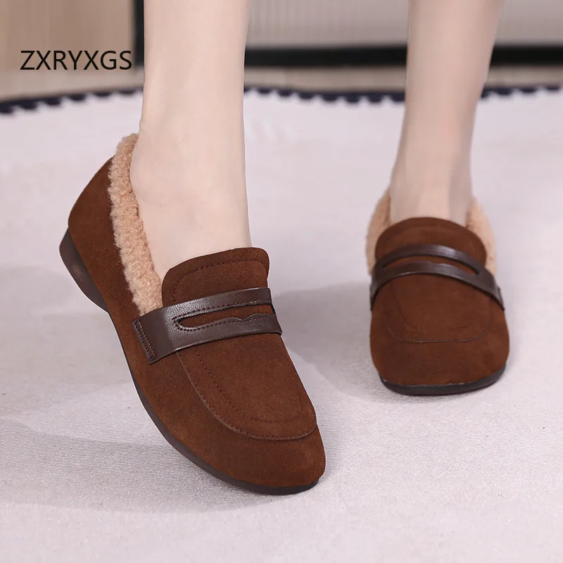 ZXRYXGS قسط البقرة المدبوغ الشتاء حذاء مسطح امرأة جديدة 2025 حجم كبير جولة تو Cimfort حذاء ثلج دافئ موضة حذاء كاجوال الشقق