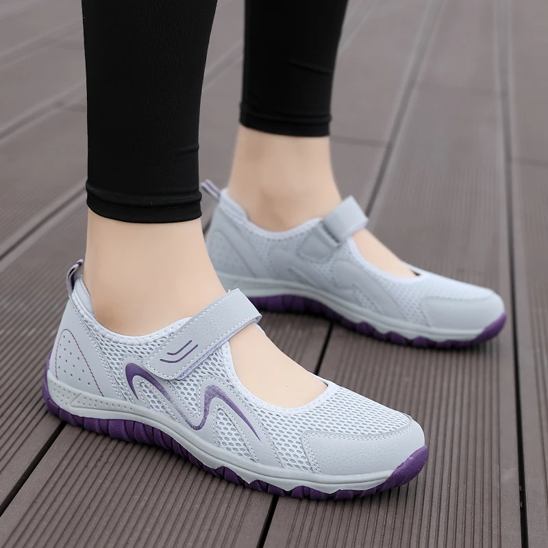 New Women's Walking Shoes, Lightweight and Breathable Mesh Dancing Shoes, Mom's Flat Bottom Anti Slip Walking Shoes, 2025 Summer