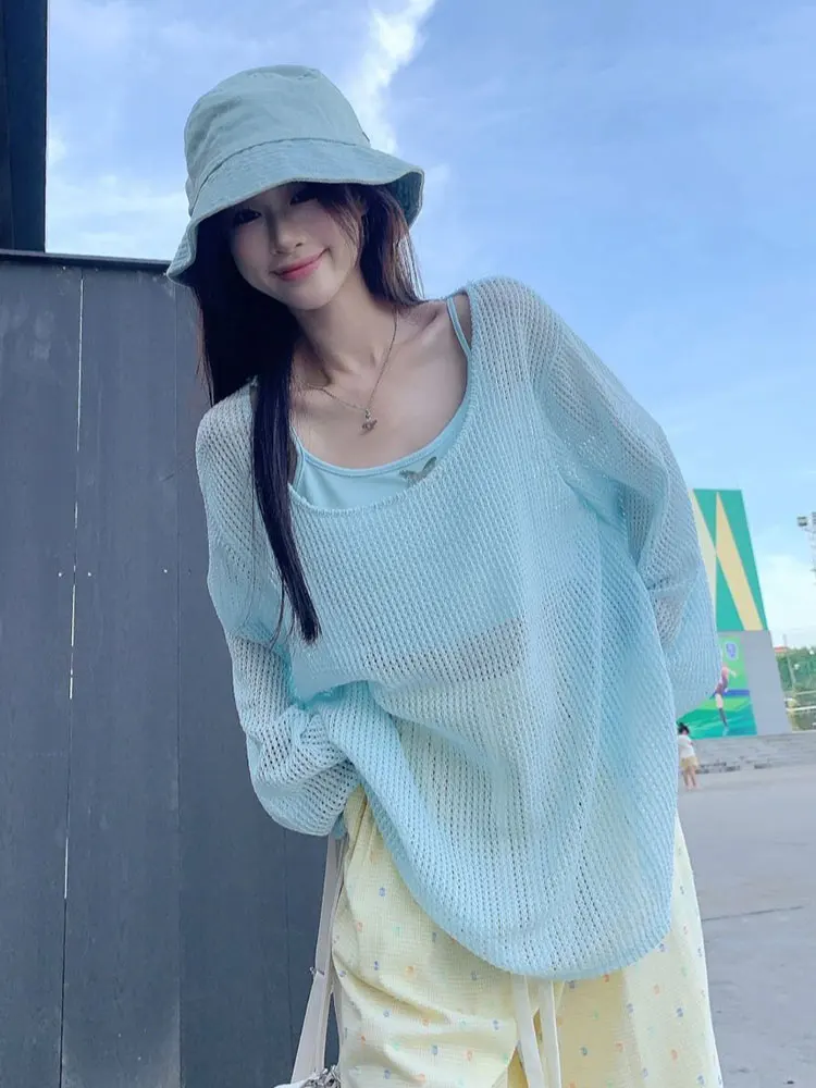 

Комплект из двух предметов больших размеров 300 Pou: летний топ с вырезами и повседневные брюки с высокой талией