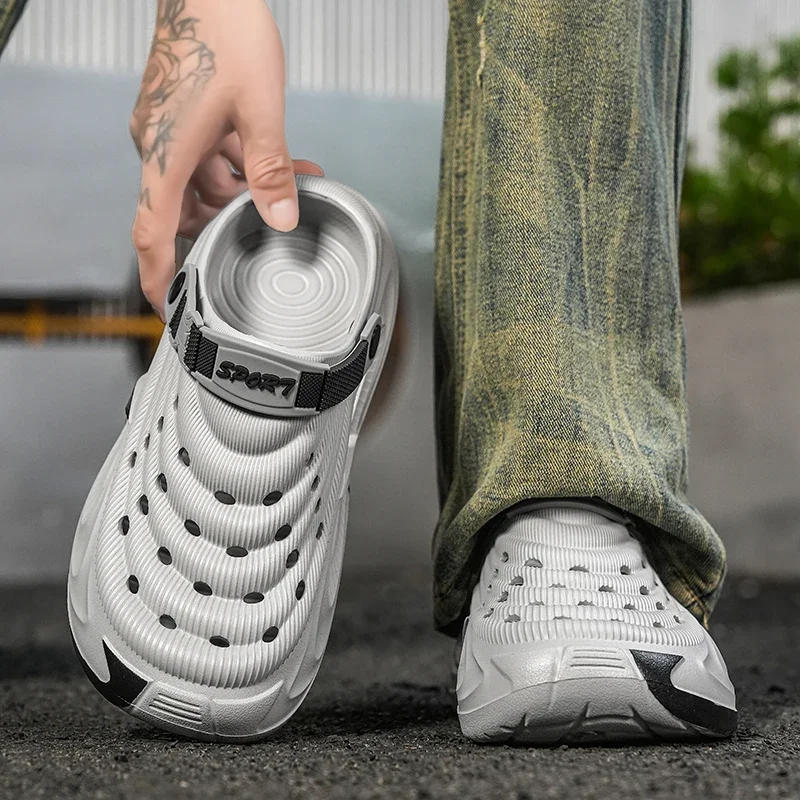 Flat Sandals Men Shoes Slippers Men Garden Platform Sandals Summer Couple Sandals Male Sneakers Outdoor Flip Flops Home Clogs
