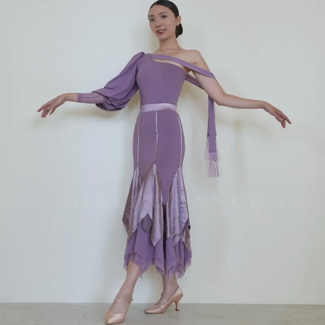 2025 nuevas camisetas de baile latino para mujeres, mono con cinta y borlas con manga acampanada, camisas de baile modernas, ropa de salón para adultos XH3910