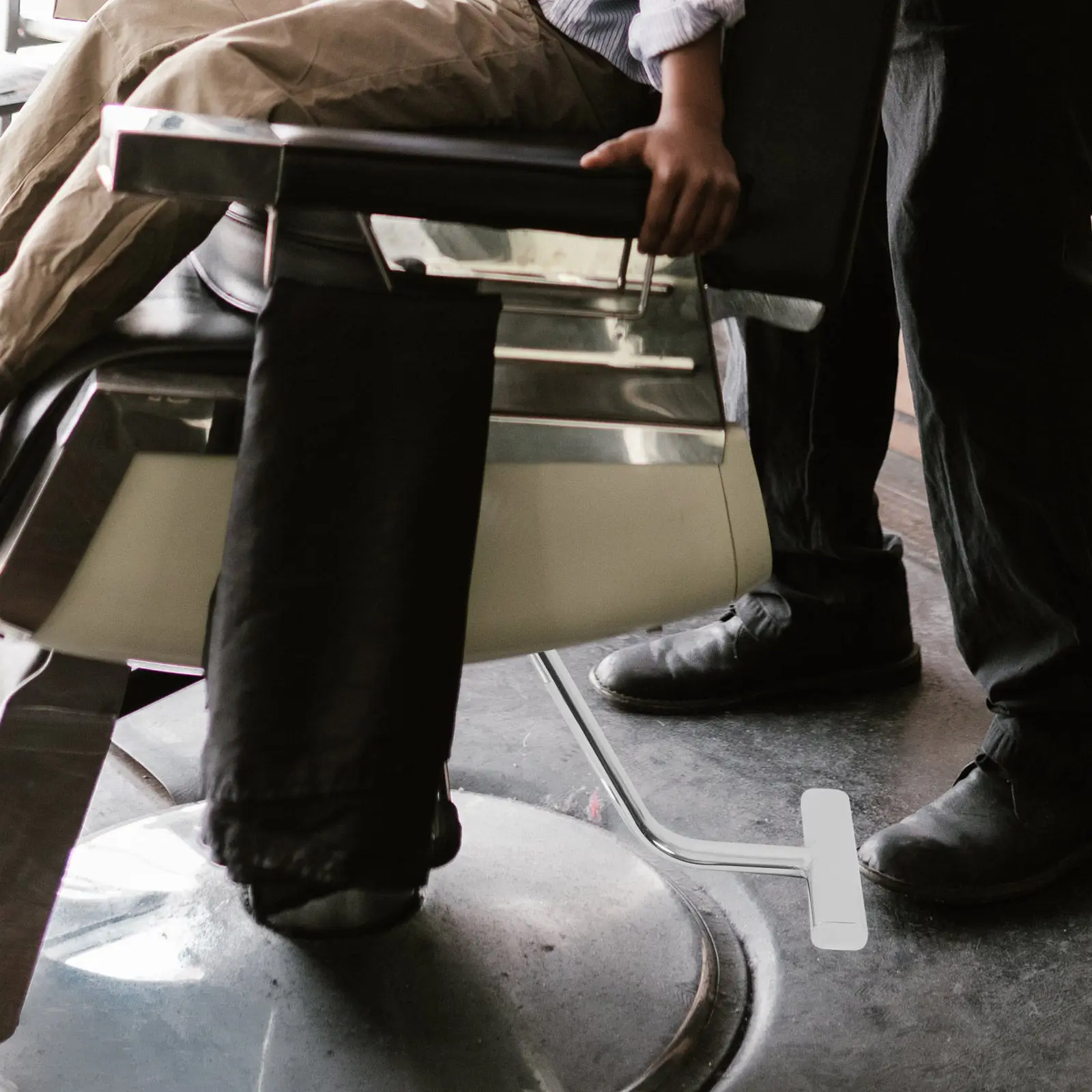 poggiapiedi-stabile-per-sedia-da-salone-in-ferro-robusto-universale-per-sedie-da-barbiere-piattaforme-di-ricambio-resistenti-e-sollevabili