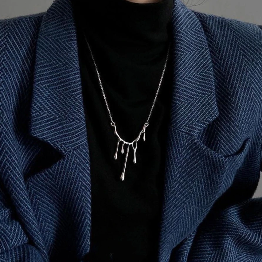 

Ожерелье из лавы с каплями воды, женское легкое роскошное нишевое ожерелье в стиле хип-хоп с холодным ветром и ювелирными изделиями