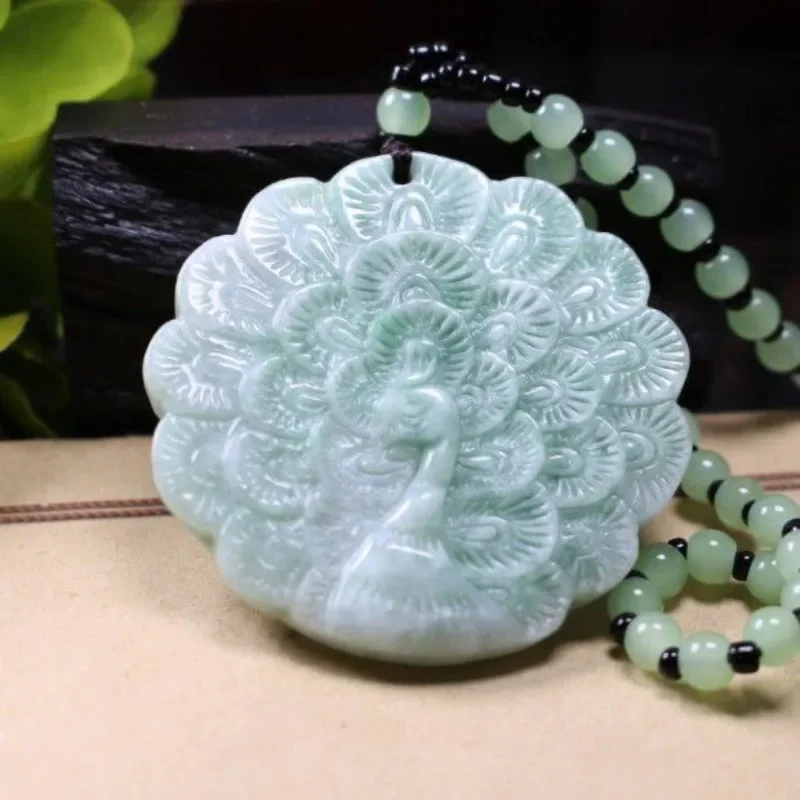 

Natural Peacock Pendant Men's and Women's Necklace Sweater Chain
