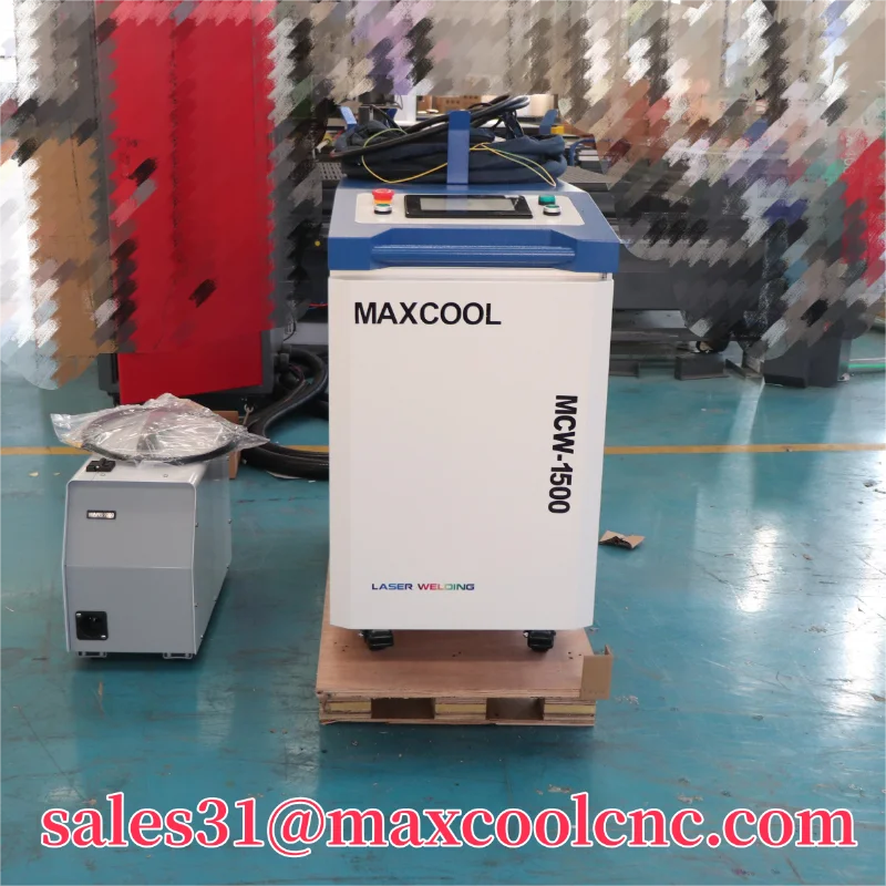 

1.5KW 3KW MAXCOOL Company Factory Price Fiber Laser Cleaning Welding Cutting Machine Mini Handheld Lazer Welder Easy Operation