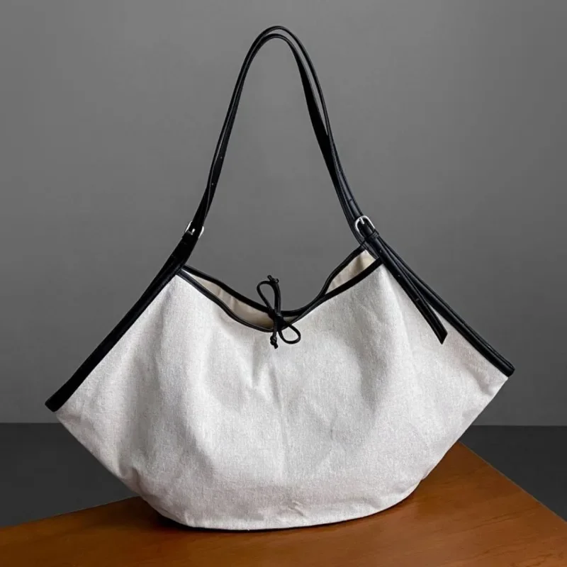 French Style Niche Designer Casual Tote Black White Contrast Color Patchwork Canvas Shoulder Bag Large Capacity Commuter Purses