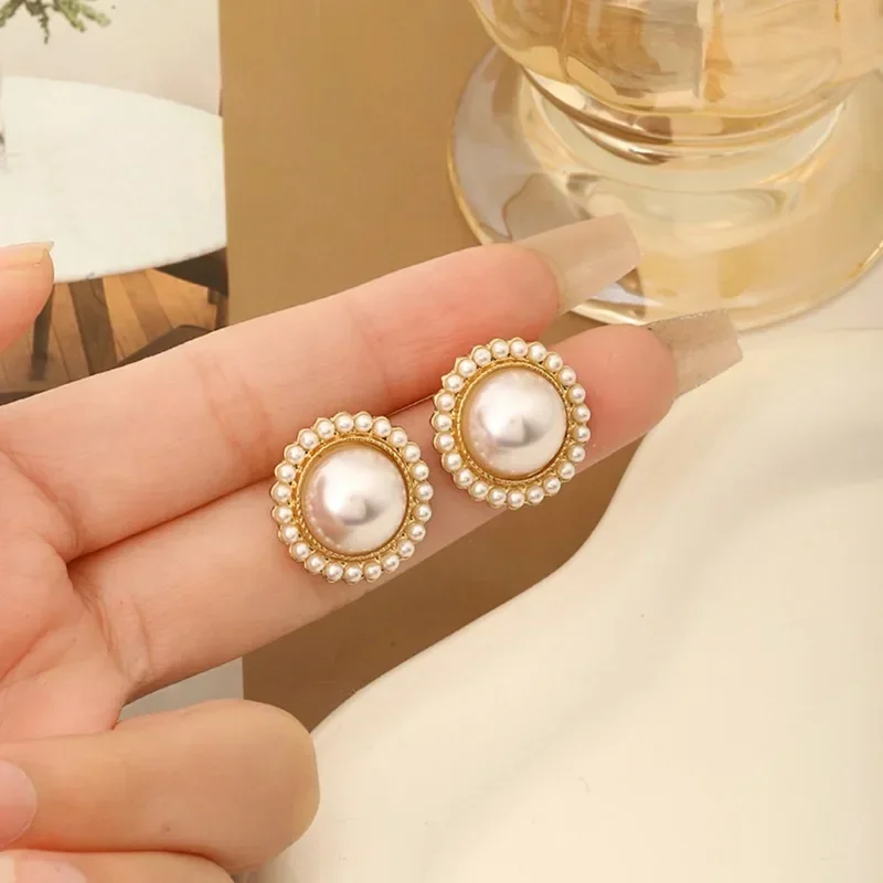 Silver Needle Wine Red Retro Hong Kong Style No Pierced Female Temperament High Sense Pearl Earrings High Sense Earrings Jewelry