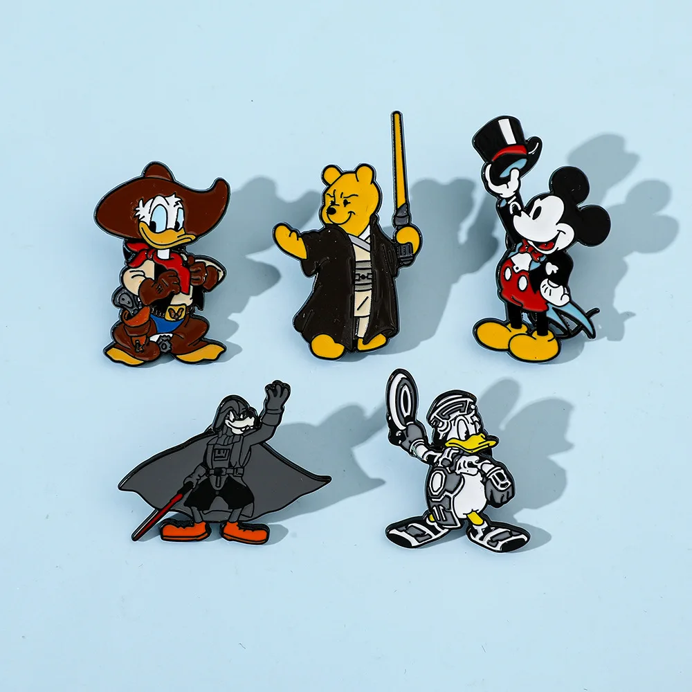 5Pcs Disney Cardone Creative Personality Alloy Mickey Brooch Donald Duck Magician Metal Badge Accessories Spot Wholesale