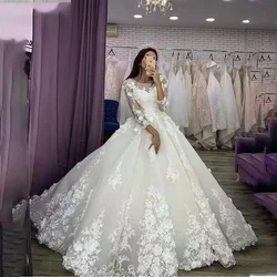 Customized Luxury Plus Size 2026 Lace Appliques Tulle Organza 3/4 Sleeves Floor-Length Ball Gown Wedding Dress Chapel Train