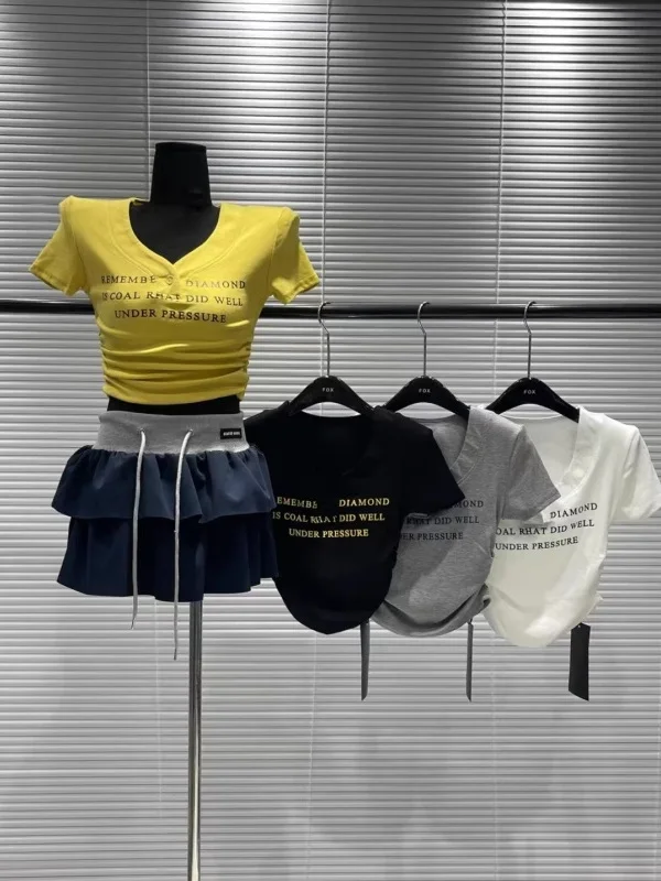 

Korean Style Short Sleeve T-Shirt Women's V-neck Letter Print Pure Desirable Summer Top Commute Style Slim Fit Casual Wear