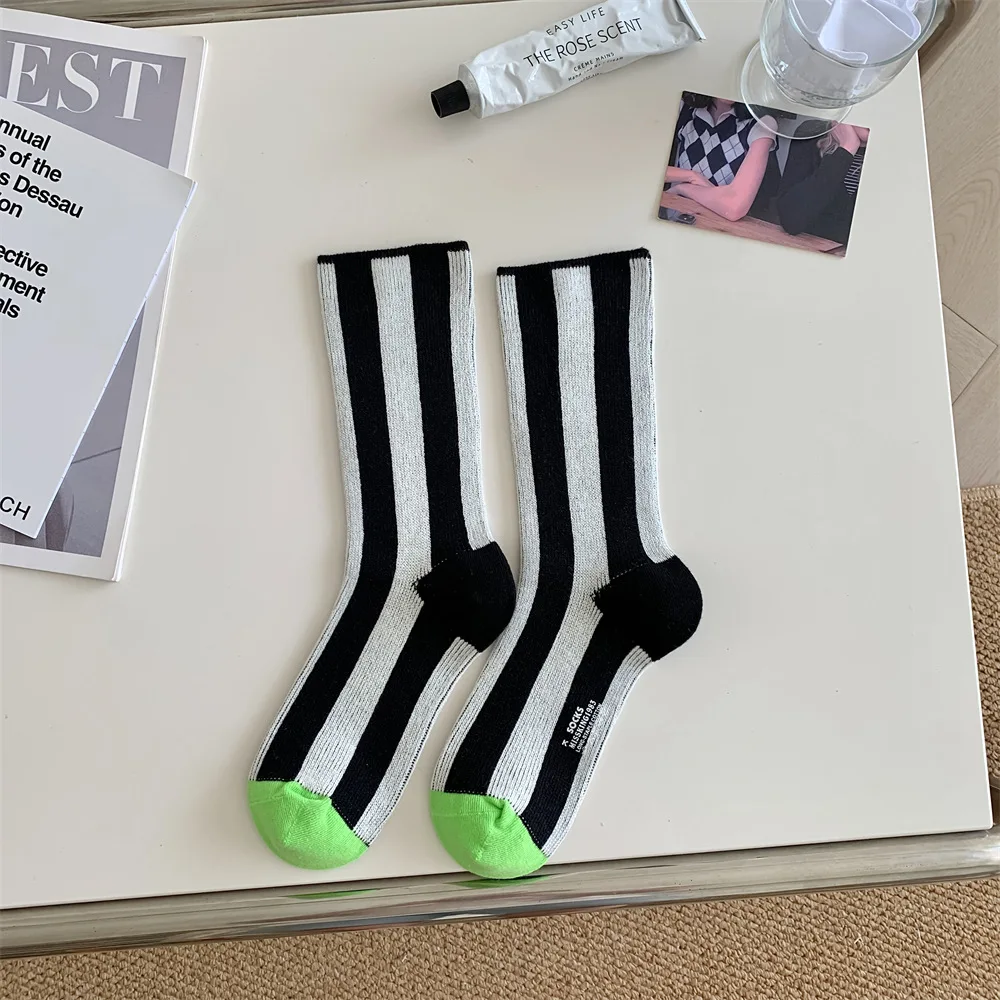 1 Paar gestreifte lustige Socken koreanische japanische Mann Frauen Design Unisex Mode trendige Crew Strümpfe – Detail 8