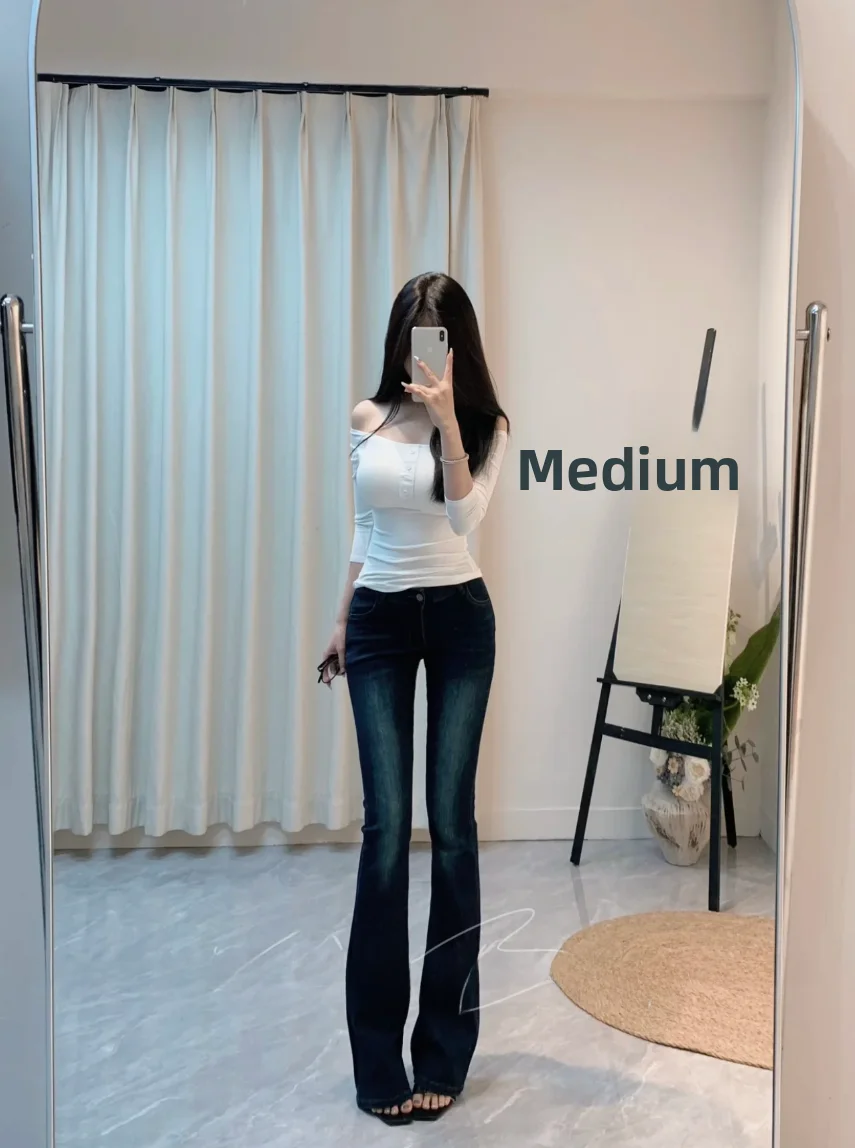 

Джинсы-клеш с высокой талией из эластичного денима в корейском стиле, с эффектом утяжки живота и придания объема бедрам, с мультяшным принтом, моделирующие фигуру, с эффектом удлинения ног