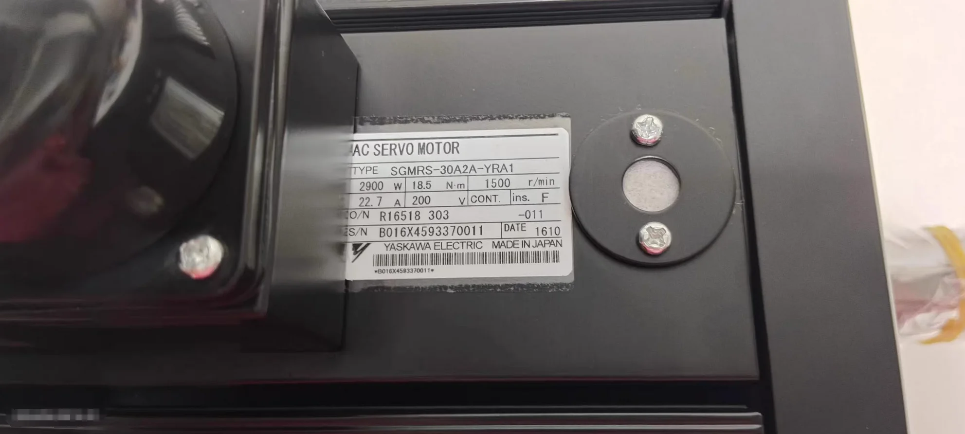 

SGMRS-30A2A-YRA1 Brand New Servo Motor，Fast shipping，SGMRS 30A2A YRA1