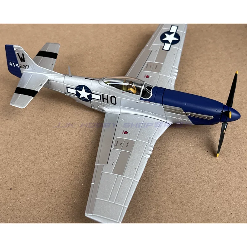 CORGI 1/72 Scale AA27709 North American P-51D Mustang Fighter Aircraft Die-cast Alloy Aircraft Model Collectible Decorative