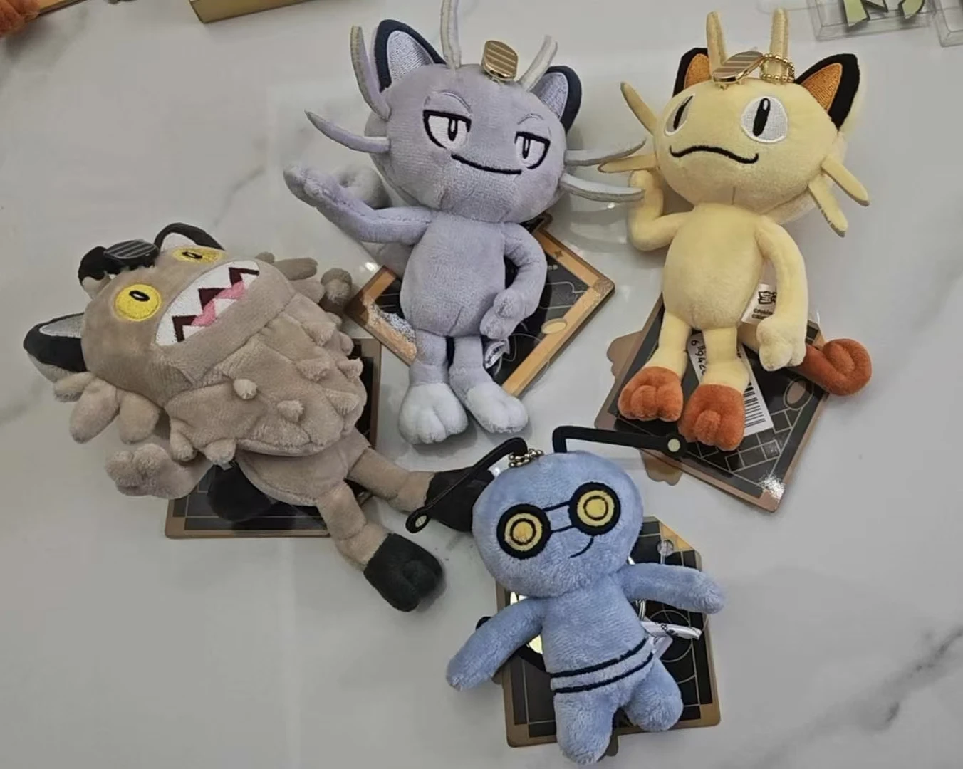 Pokémon Center Jinbi Black and Yellow Plush Toy Pendant Children's Day Gift Darumaka Meowth Galarian Form Alolan Form Gimmighoul