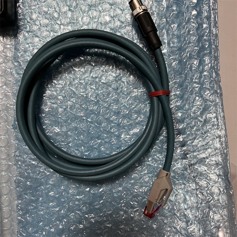 OP-87443 Panel/monitor power cable (M8 4-pin / Strand wire) 2 m