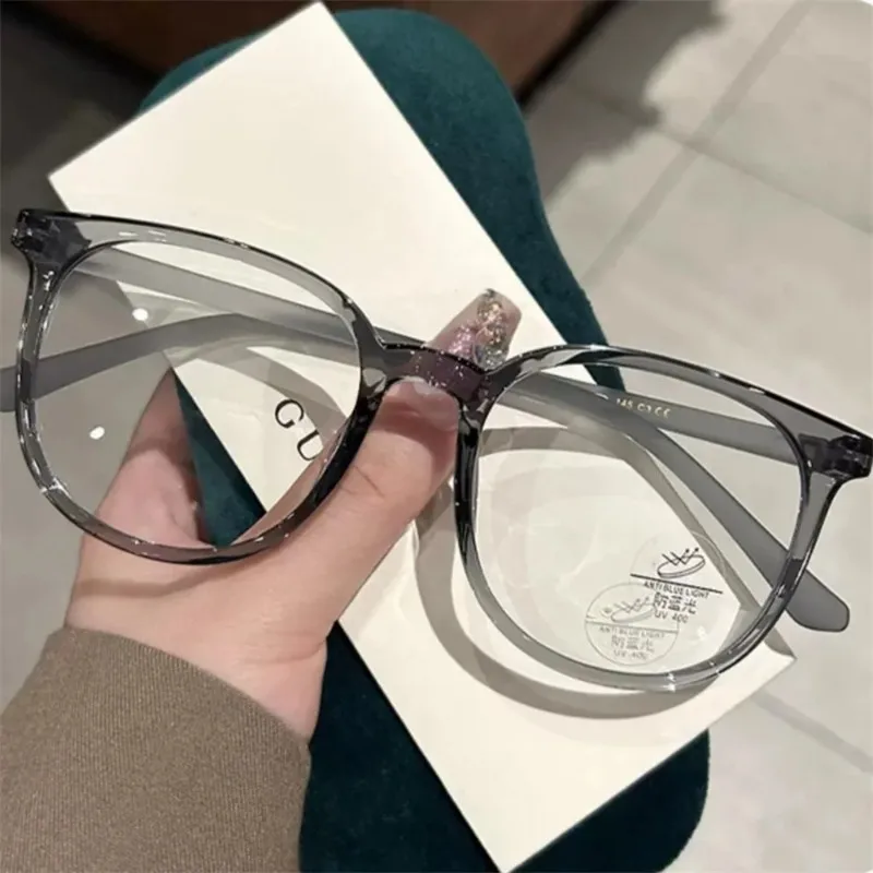 2024 New Anti-blue Light Glasses Men Women Fashion Transparent Computer Glasses Frame Retro Myopia Glasses Square Eyeglasses