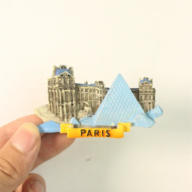 

Louvre building in France-refrigerator magnet-creative home decoration 3D-commemorative decorations