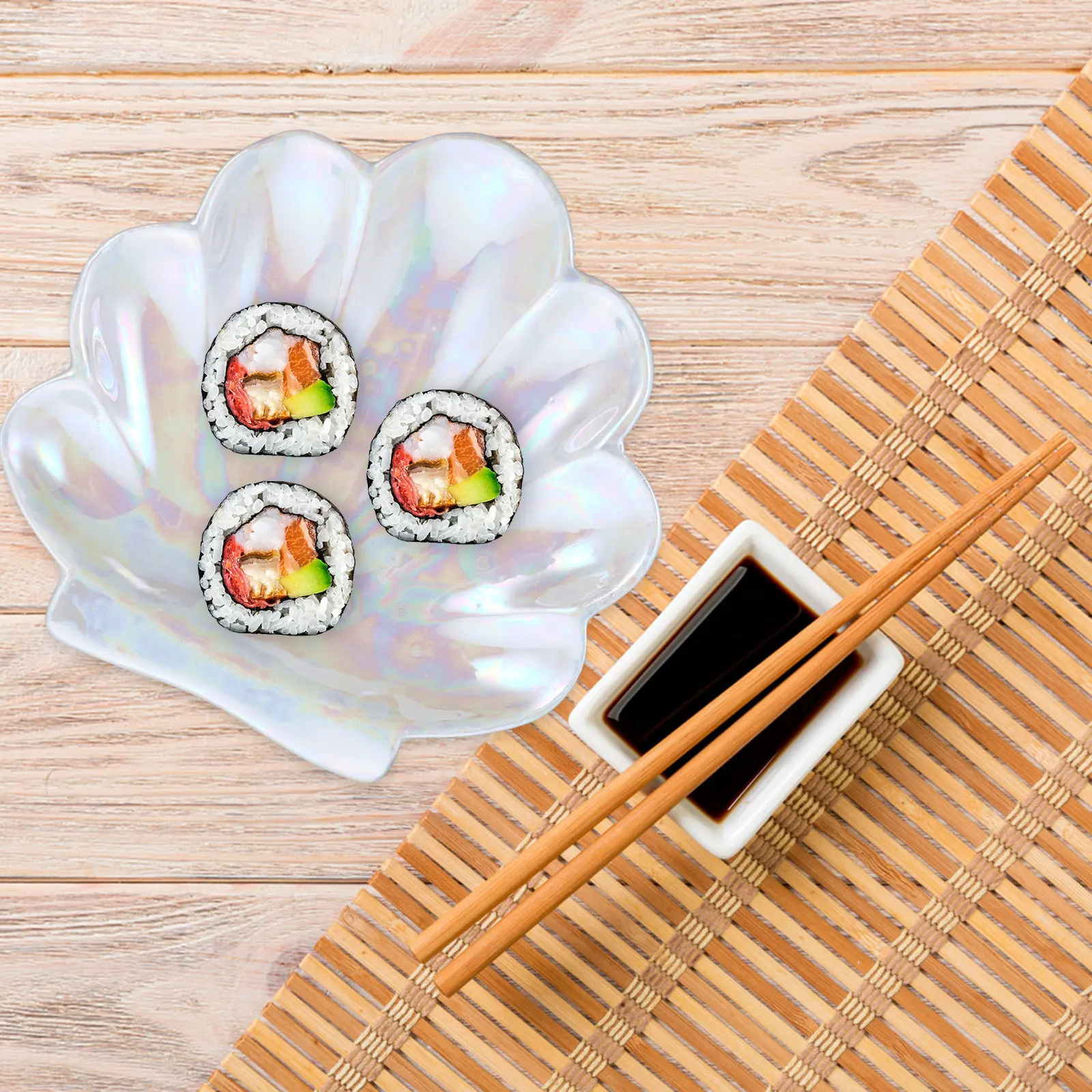 

Керамический поднос в форме ракушки для хранения украшений: серег, ожерелий, колец, браслетов, помады, парфюма. Декоративный. 1 шт.