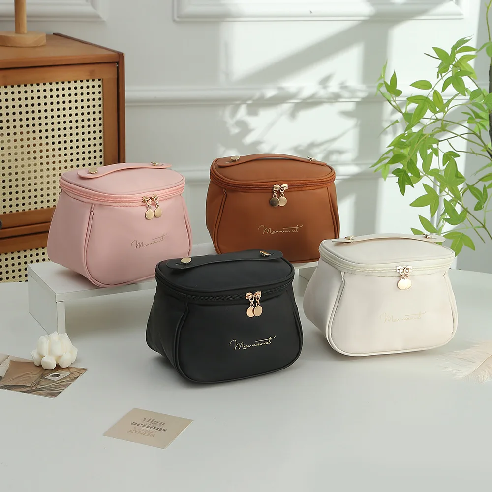 Large Capacity PU Leather Portable Portable Cosmetic Bag Internet Celebrity Same Ins Style Cosmetic Storage Luxury Makeup Bag