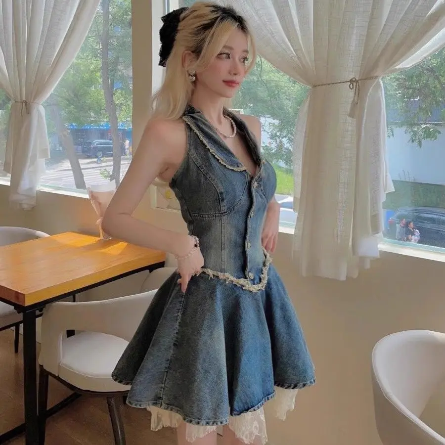 Y2K Clothes 2000s Vintage Lace Patchwork Halter Neck Dress Sexy Denim Dresses High-End A-Line Mini Dress High-Waisted Blue