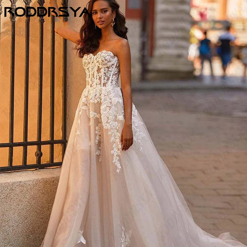 RODDRSYA Vestido De Noiva Sem Alças Para As Mulheres Romântico Lace Up Backless A linha Robe De Mariée Simples Tule Sem Mangas Vestidos De Noiva Vestido De Noiva Sem Alças Para As Mulheres Romântico Lace Up Backless A