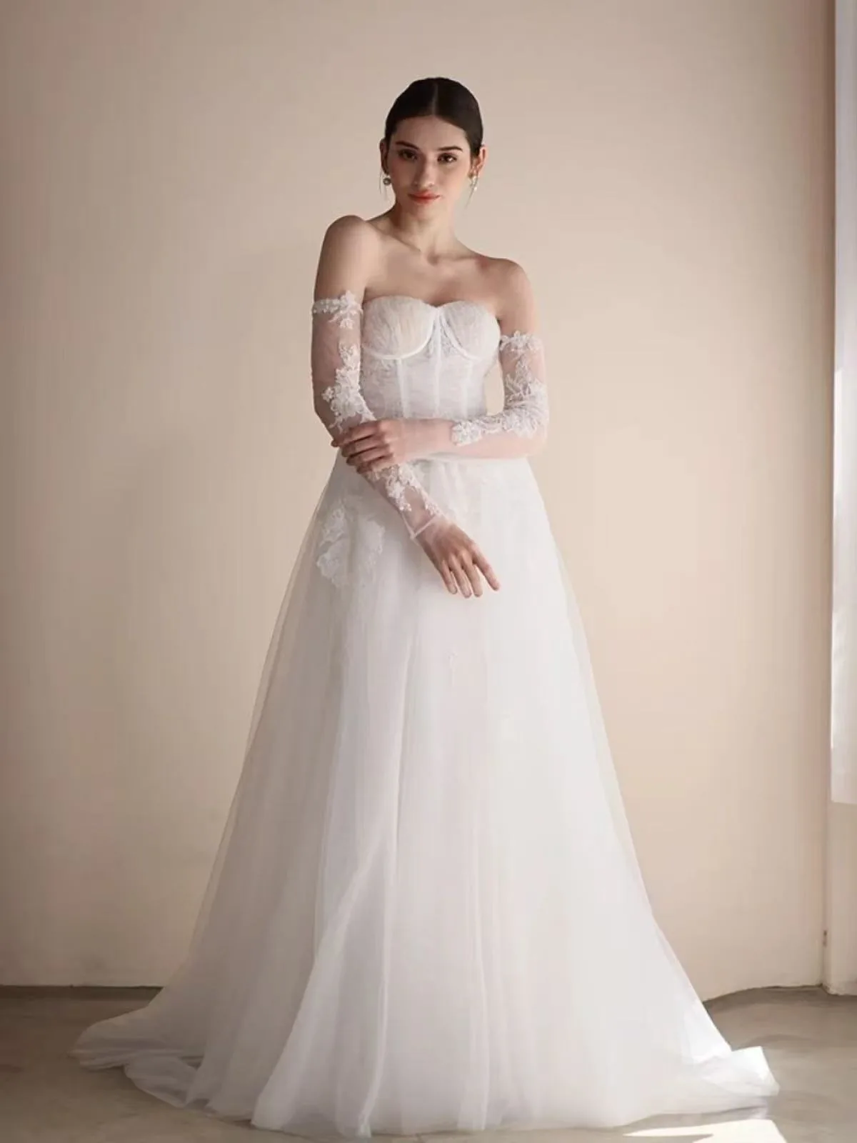 Personalizado requintado a linha de renda querida tule vestidos de casamento fora do ombro apliques graciosos mangas compridas vestido de noiva