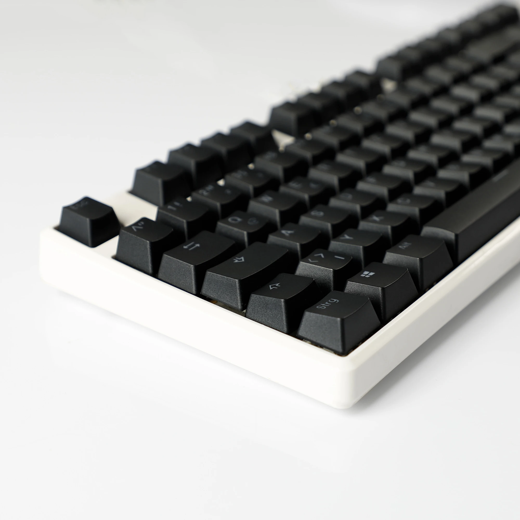 123 German QWERZ ISO Double Shot PBT Shine Through OEM Profile Keycaps For MX Switches 68 84 96 61 87 104 Mechanical Keyboard