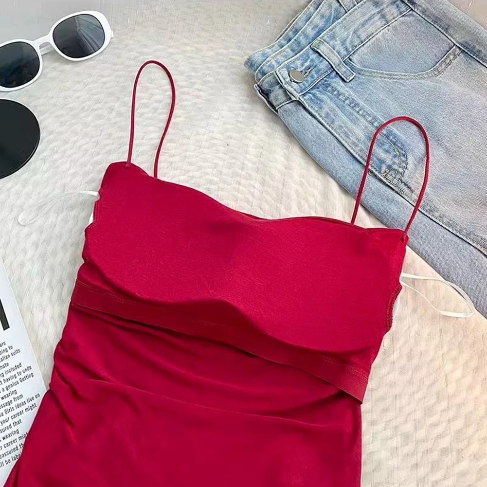 

Тонкий плиссированный топ в стиле Hot Girl, идеально подходящий для вечеринок, без выреза с воротником, подходит для всех сезонов, абсолютно новый сорт