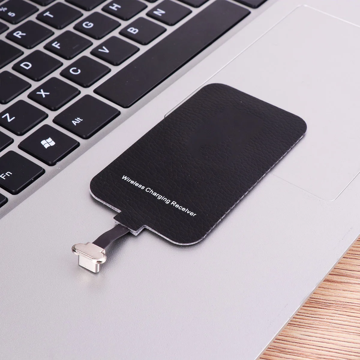 

Wireless Charging Receiver Type-C 2A Fast Charging Pad for Compatible Devices Mountable on Desk Furniture Long-Lasting