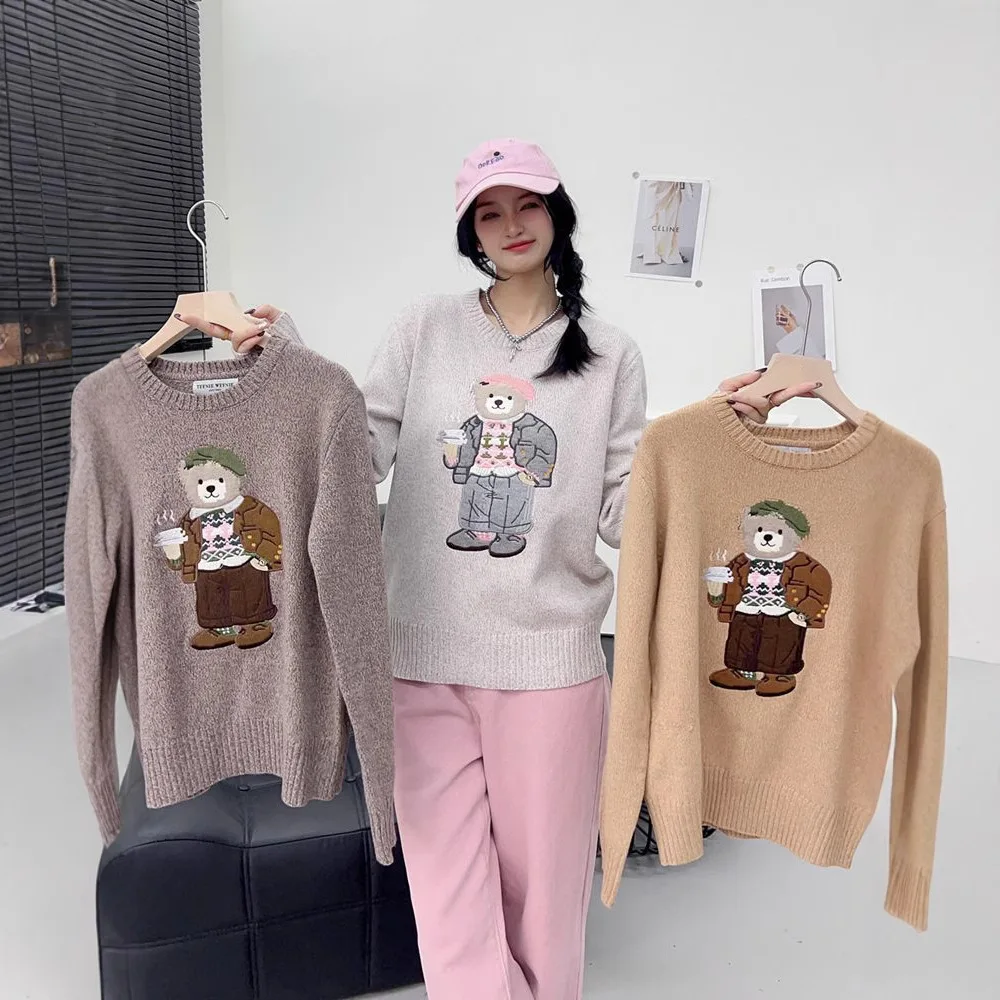 Autumn/Winter New Women's Casual Loose Cartoon Embroidered Round Neck Knitted Sweater