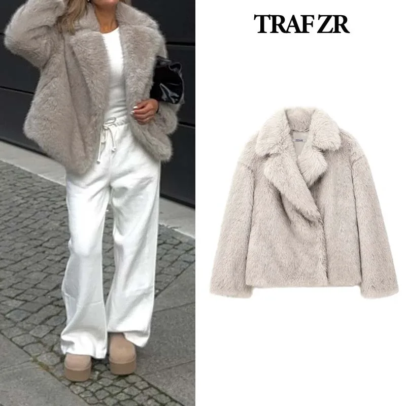 TRAF ZR Winter Coat Female Faux Fur Cropped Coats American Retro Snow Parka Warm Woman Winter Coats Solid Thick Padded Coat