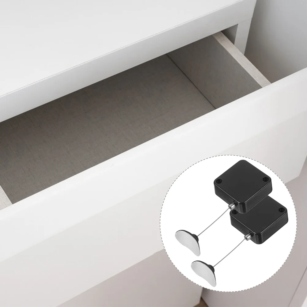 1 zestaw automatycznego, chowanego pilota zdalnego sterowania Blokada kablowa ze stali o wysokiej wytrzymałości Teleskopowa linka zabezpieczająca Pilot zdalnego sterowania