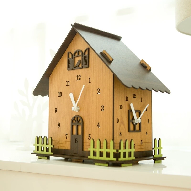 

Double-sided wall clock Modern three-sided clock Pastoral silent wood quartz Wall clock creativity