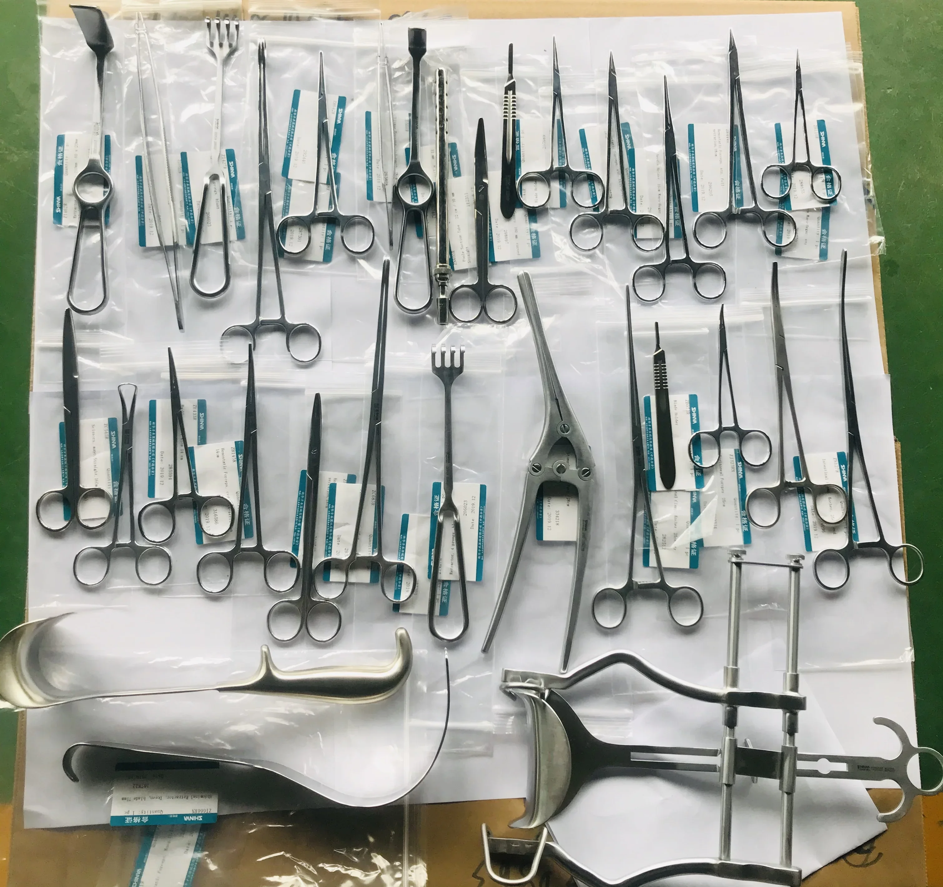 Class I Non-active 77pcs Laparotomy Medical Surgical Instruments Set