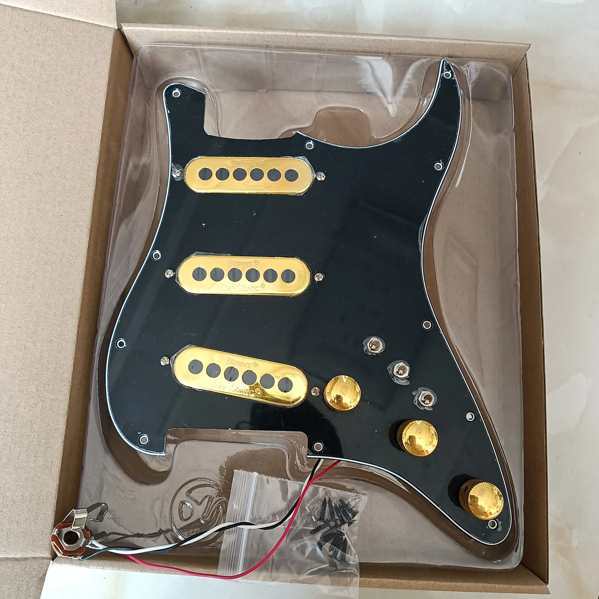 SSS Prewired Pickguard Harness London Burns Tri-Sonics Pickups Mini Toggle Brian May Guitar Parts