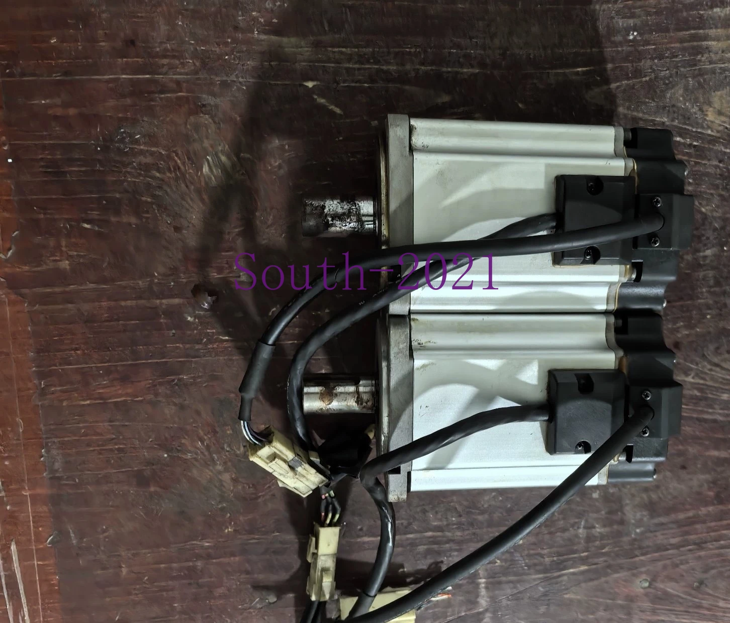MHMD082P1U In good working condition, free shipping