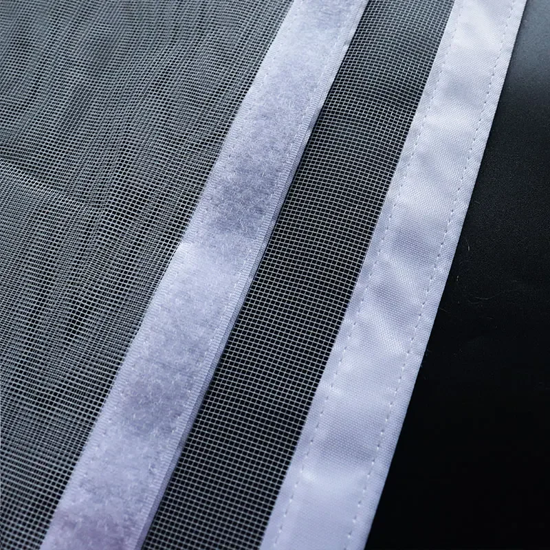 Selbstklebendes Fenster-Moskitonetz mit Reißverschluss, hält Mücken und Fliegen im Sommer fern, weiß, nicht anpassbare Größe – Detail 4