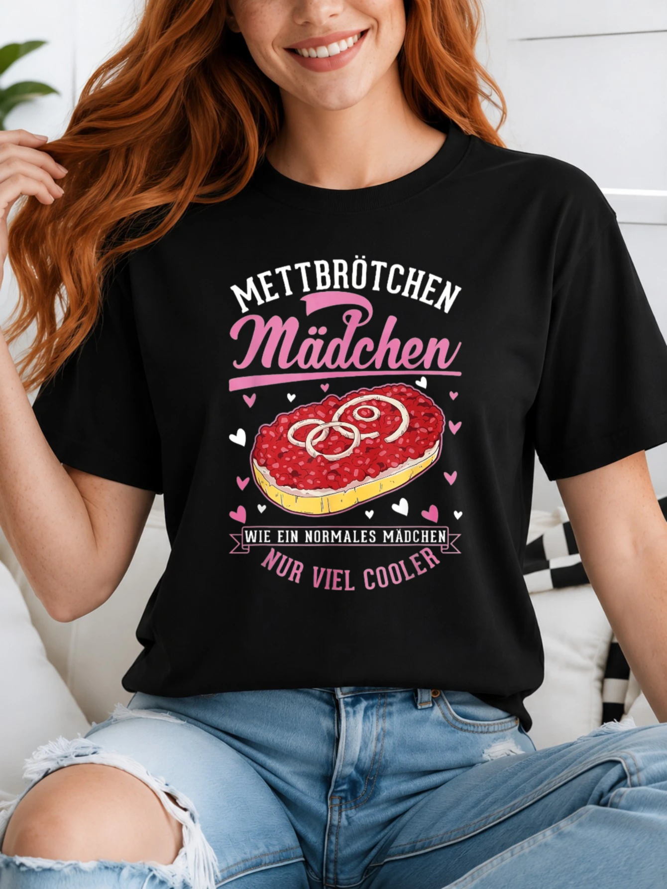 Mettbrotchen Madchen pink German snack girl with onion tart art hearts and cooler slogan lettering  Unisex All T-Shirt