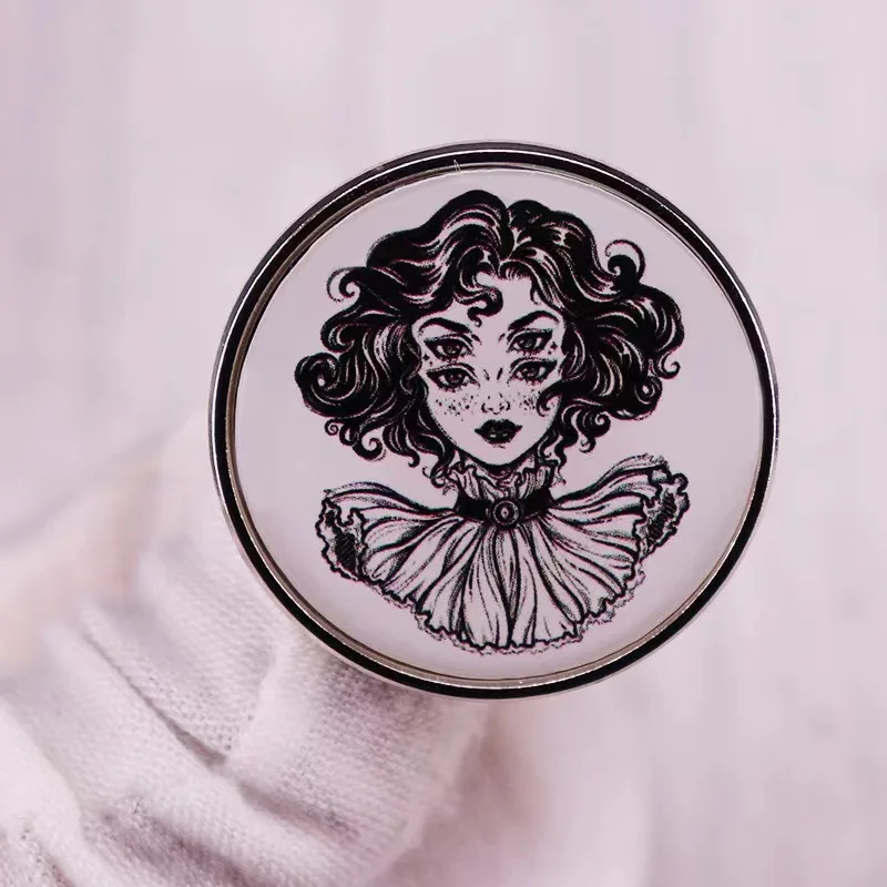 Horror Weird Art Four Eyes Girl Brooch Gothic Metal Badge Punk Pin Denim Jacket Clothes Accessories Jewelry Gift