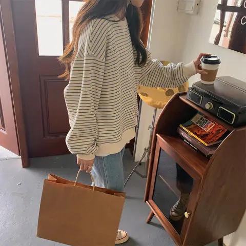 

Loose Fit Women's Sweatshirt round Neck Long Sleeve Striped T-Shirt Korean Style Early Autumn New Arrival Street Fashion