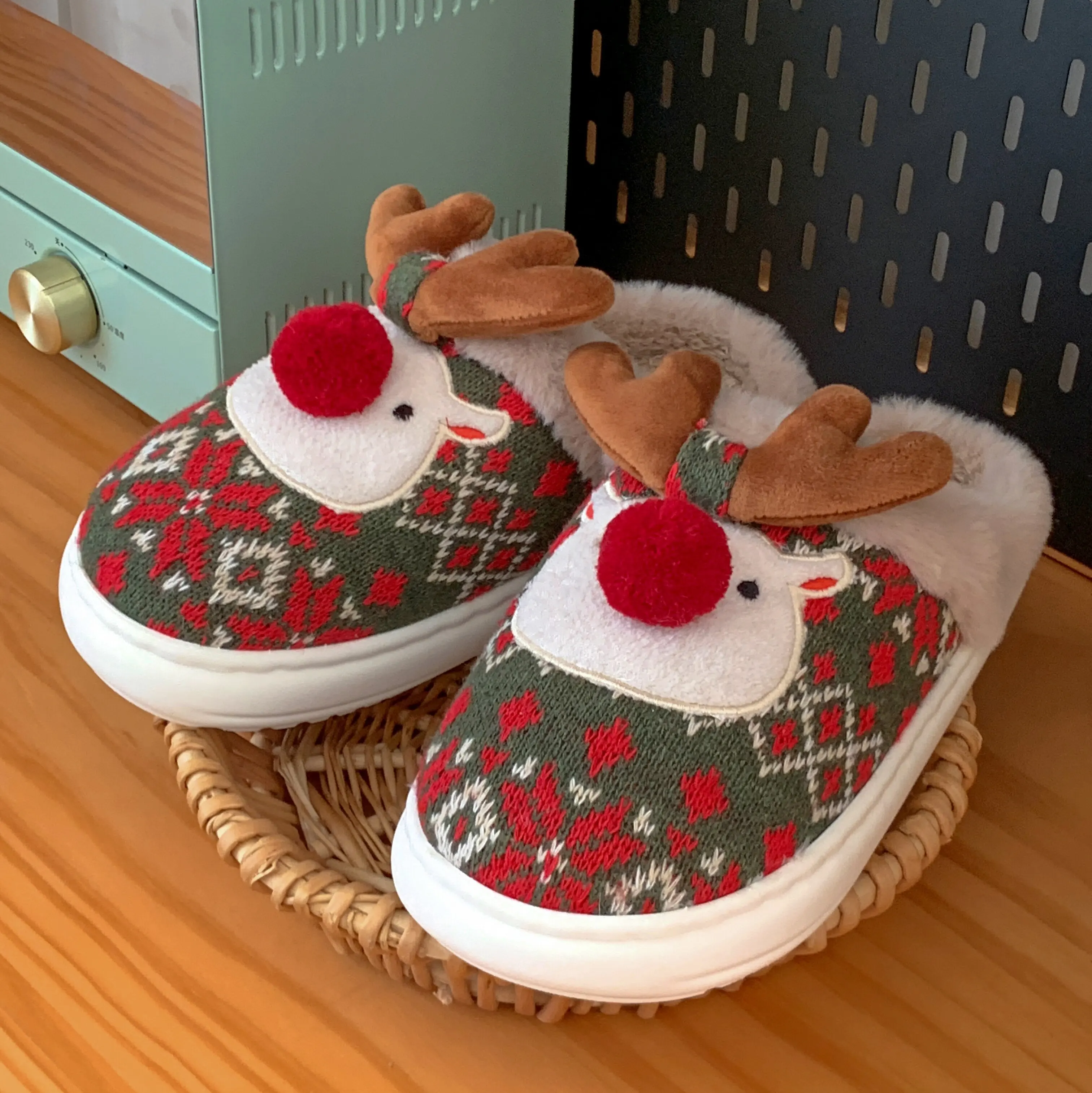 2025 New Cute Christmas Reindeer Cotton Slippers for Women Winter Ins Home Anti-slip Fluffy Woolen Slippers with a - Image 5