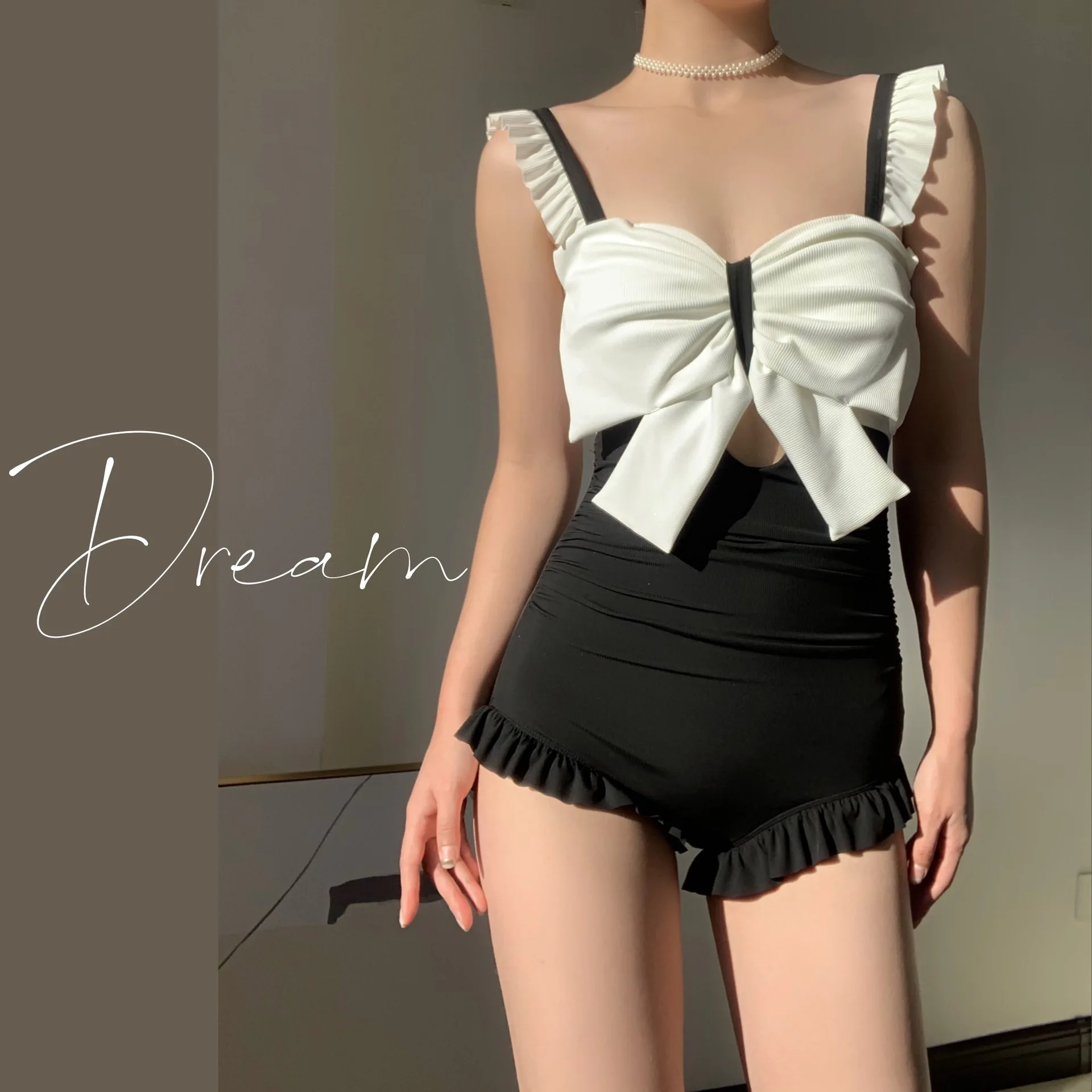 New Swimsuit Women's Pure Sexy Hot Spring Conservative New One-piece Korean Ins Slim Suspender Sexy Student Swimsuit Suit