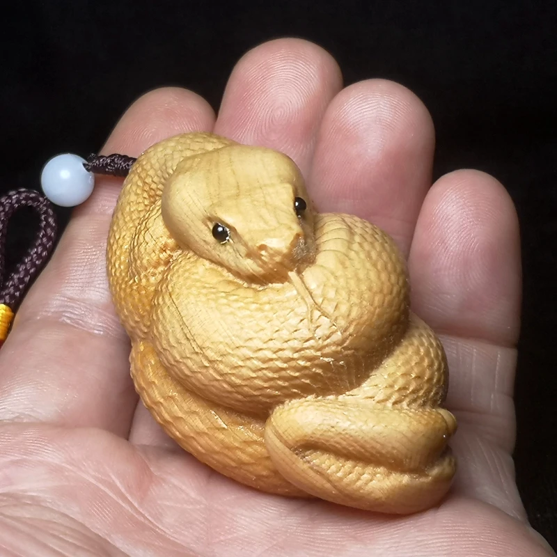 

L 7 CM Chinese Boxwood Hand carved vivid Snake Statue Netsuke Desk Decoration