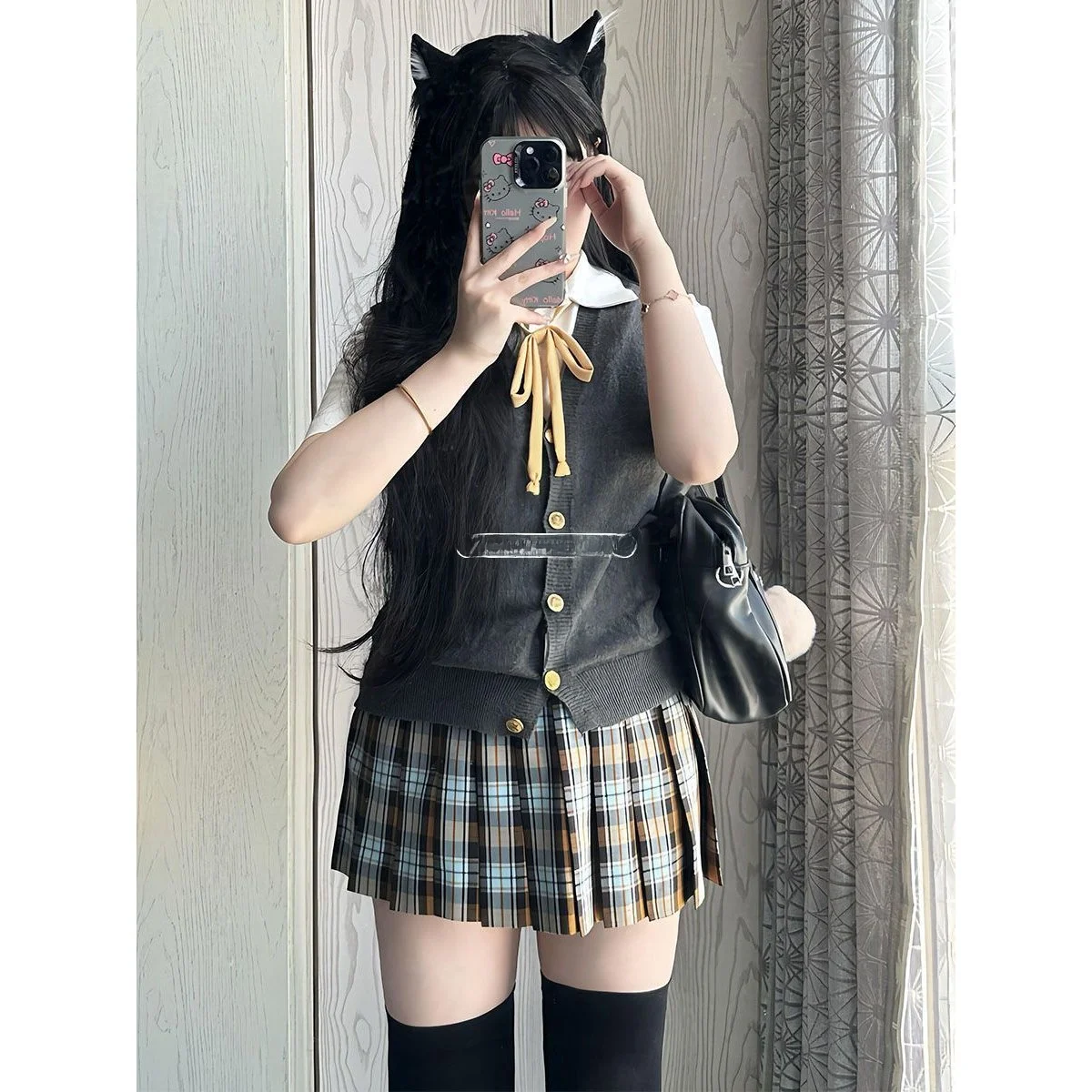 

Women's School Uniform Knitted Vest Cardigan Pleated Skirt Basic Set Autumn Early Season Versatile Fashion College Style