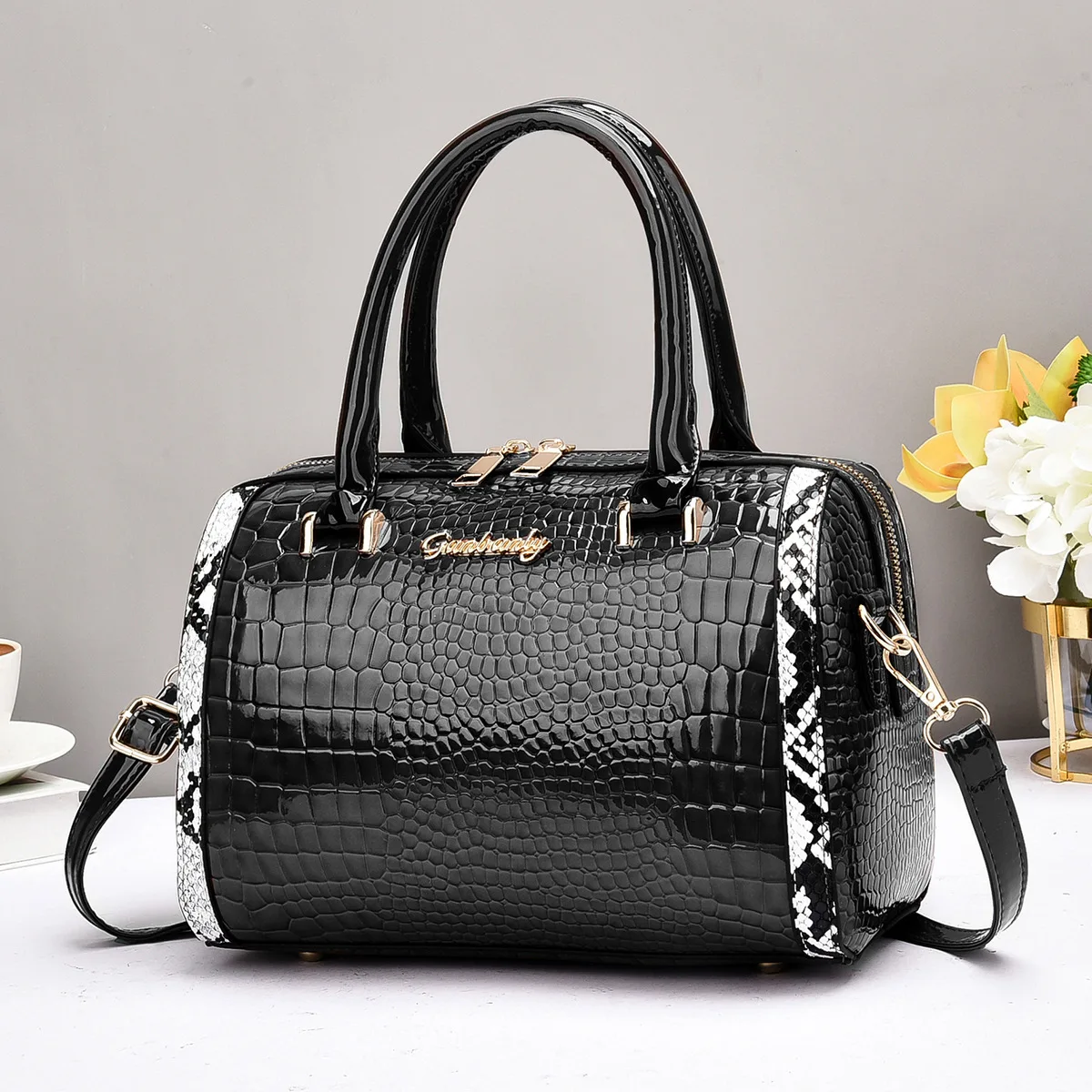 Snake Skin Pattern Women High-End Handbag Leather Crossbody Shoulder Bag Cylinder Design Sense Trendy Messenger Top-Handle Bag