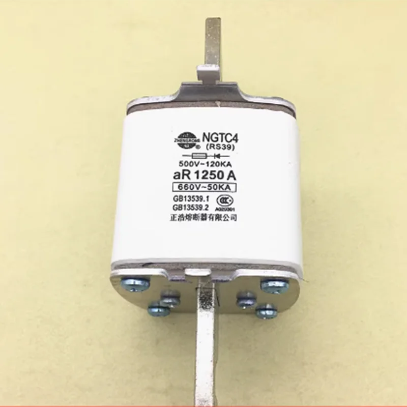 Quick melting fuse RS39 NGTC4 NGT4 plug-in fuse 500V/660V 1250A 1000A 900A 800A 700A