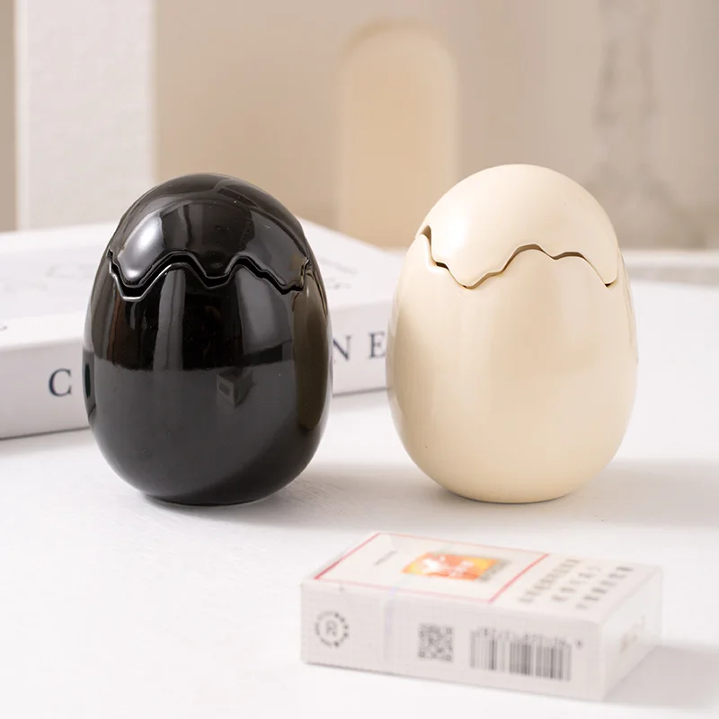 Ceramic Egg-shaped Ashtray with Cover Anti-fly Ash Storage Box Creative Personality Eggshell-shaped Ashtray Home Decoration