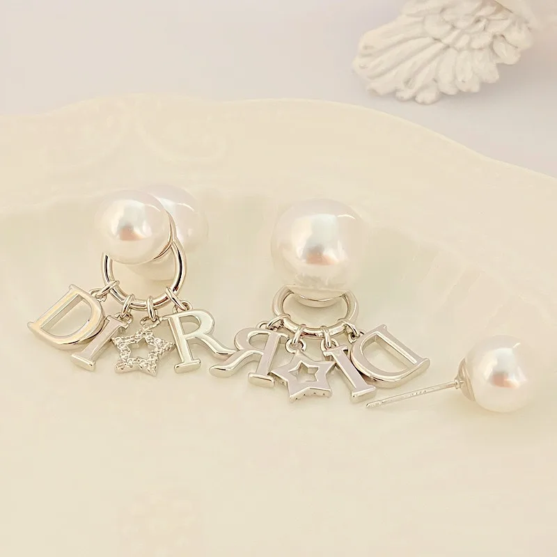 أقراط اللؤلؤ الأمامية والخلفية على الوجهين، أقراط فاخرة خفيفة متفجرة، أقراط Xiaoxiang للنساء